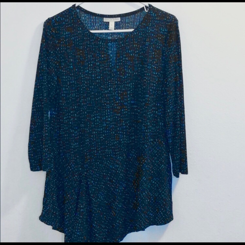 Dana Buchman black and green blouse